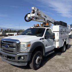 2015 Ford F550 Bucket Truck 