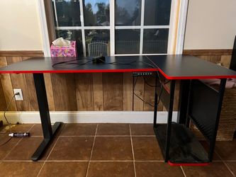 L-Shaped Electric Standing Gaming Desk