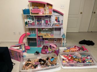 Whole Lot Barbie House, Barbie’s And Accessories