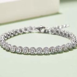 Luxury 925 Sterling Silver 3mm Four Claw VVS Moissanite Tennis Bracelet
