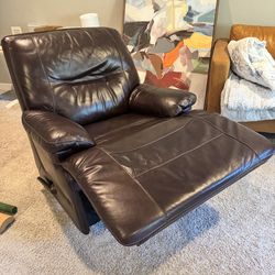 [moving sale] lever recliner sleeper