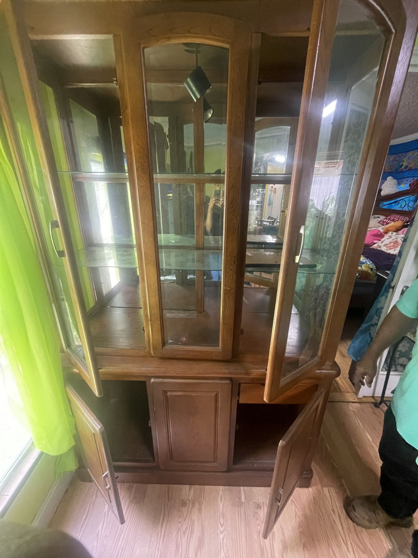 Vitrina Cabinet
