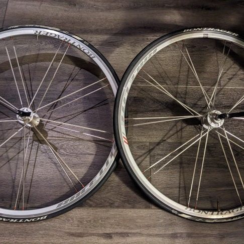 Bontrager Race Lite series 6000 wheelset front and rear spikes and