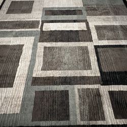 Rug 8’x10’ Like New Condition