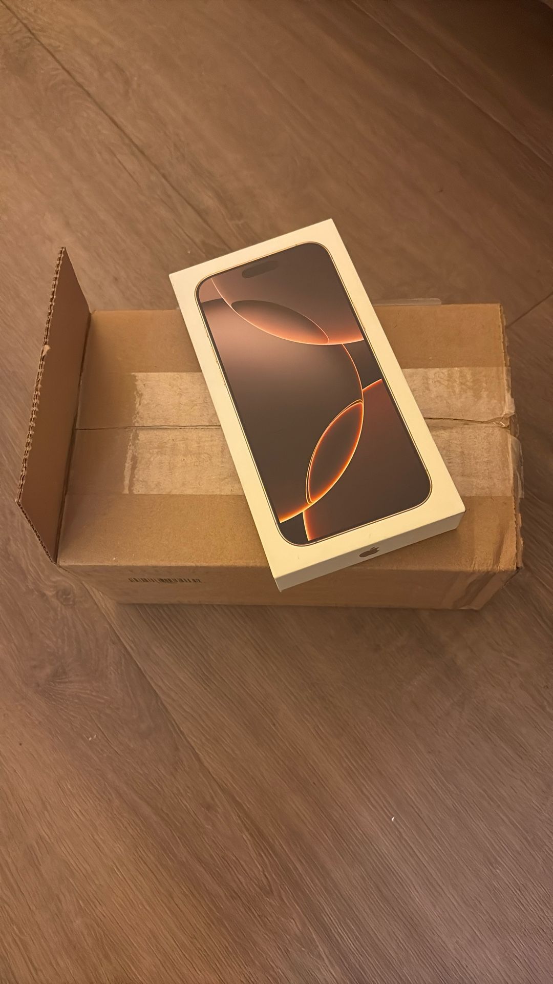 iPhone 16 Pro Max 256 MB Dessert