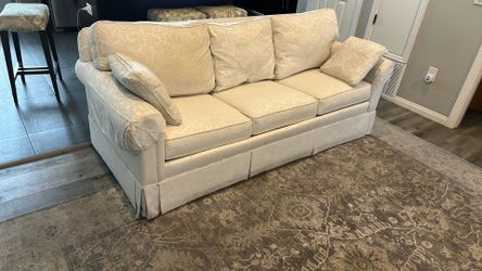 Free Couch with a foldout mattress