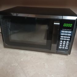 Microwave Oven 
