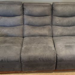 Couch Recliner Set Made With Table & Charging Ports