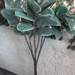 Big Leaf Artificial Plant Decoration 