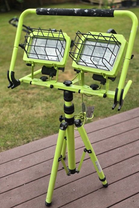 Commercial Tripod Mechanic Light