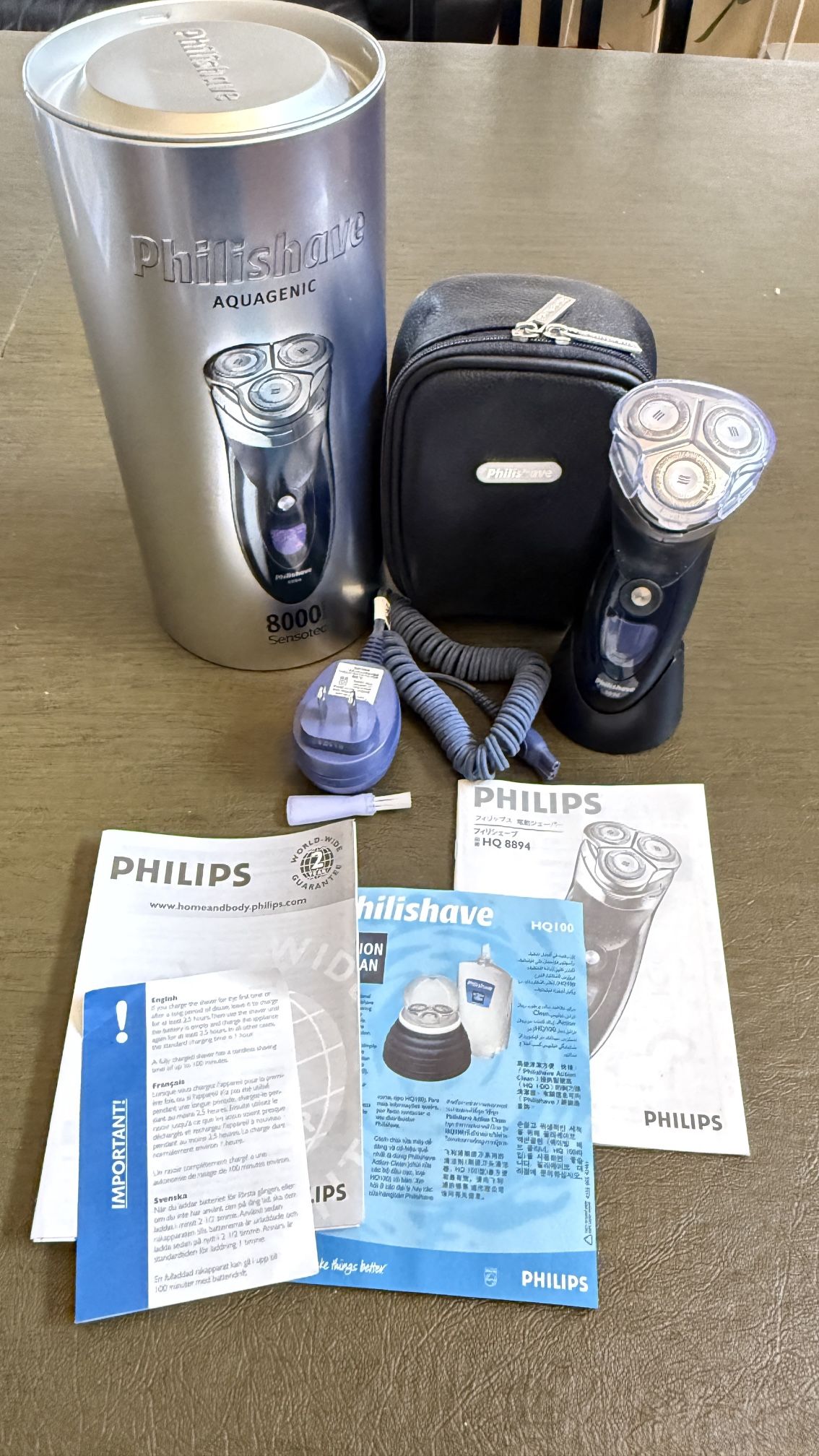 PHILIPS PHILISHAVE AQUAGENIC SENSOTEC HQ 8894 ELECTRIC WET / DRY SHAVER