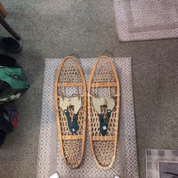 Field N Forest Snow Shoes