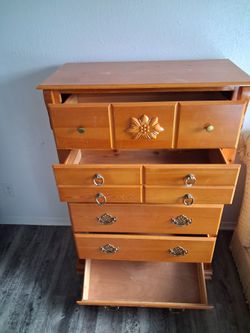 Dresser