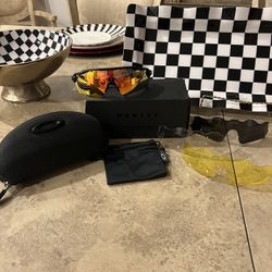 Oakley Sunglasses Set For Man