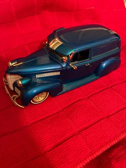 sedan ‘39 Chevy sedan 1:24 Diecast