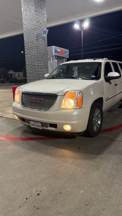 2012 Yukon Denali XL
