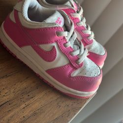 Nike little girls size 7.5