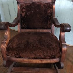 Antique Rocking Chair 