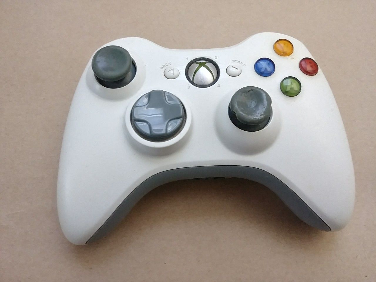 XBox 360 Microsoft White Gamepad Video Game Wireless Remote Controller