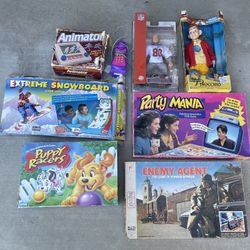Vintage Board Game And Toy Lot 