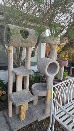 Large Tall Cat Tree Tower with Condo