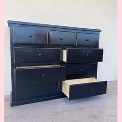 Nine drawers dresser / 9 drawers dresser