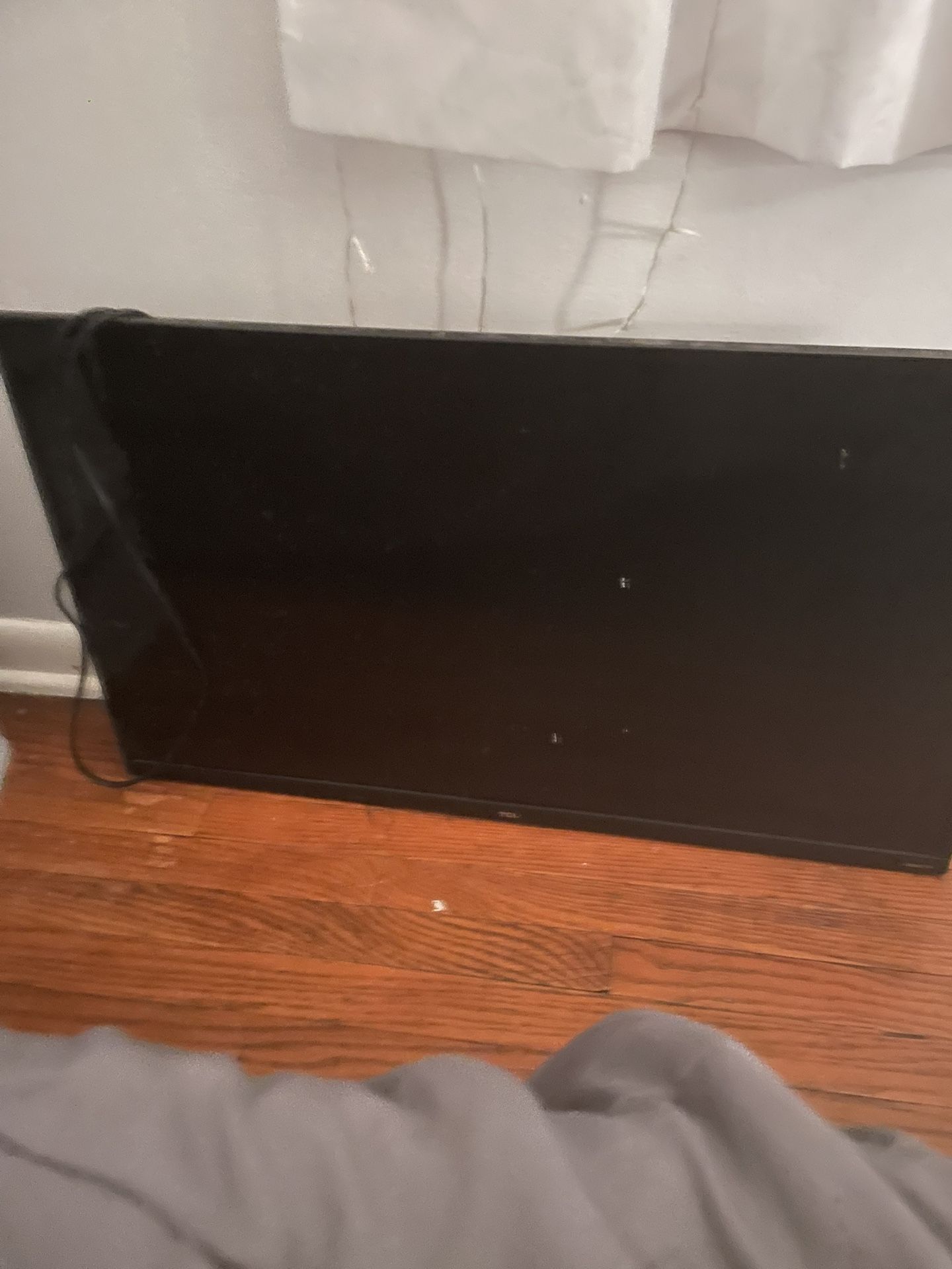 32 Inch TCL Tv
