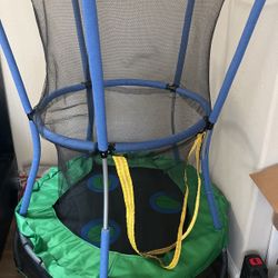 Kid Trampoline 