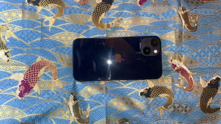 iPhone 14 Unlocked Mint Condition With Case 