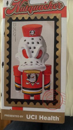 Anaheim Ducks NHL Hockey Team Nutquacker figurine , Nutcracker Wild Wing 2025
