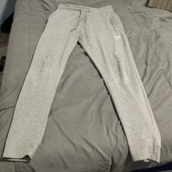 Men’s Gymshark Critical Joggers Light Gray Size Small