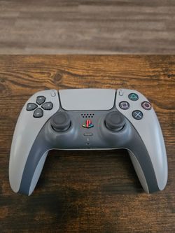 30th anniversary ps5 controller