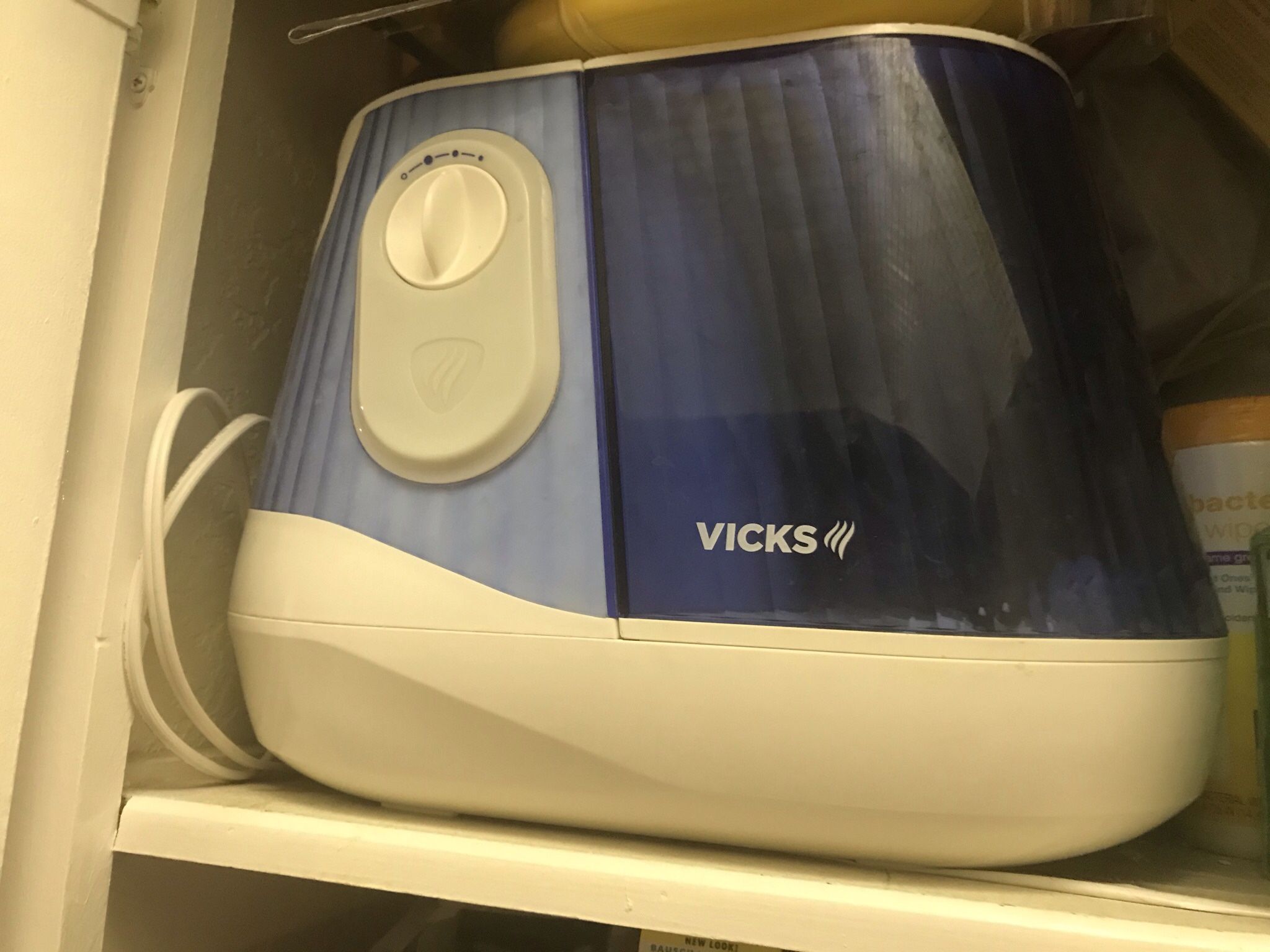 Vicks Cool Mist Humidifier 