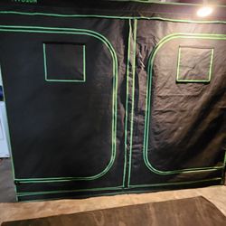 Double tent W/ Exhaust, 2 UV Lights, Dehumidifier,2 Fans, Thermometer,And More