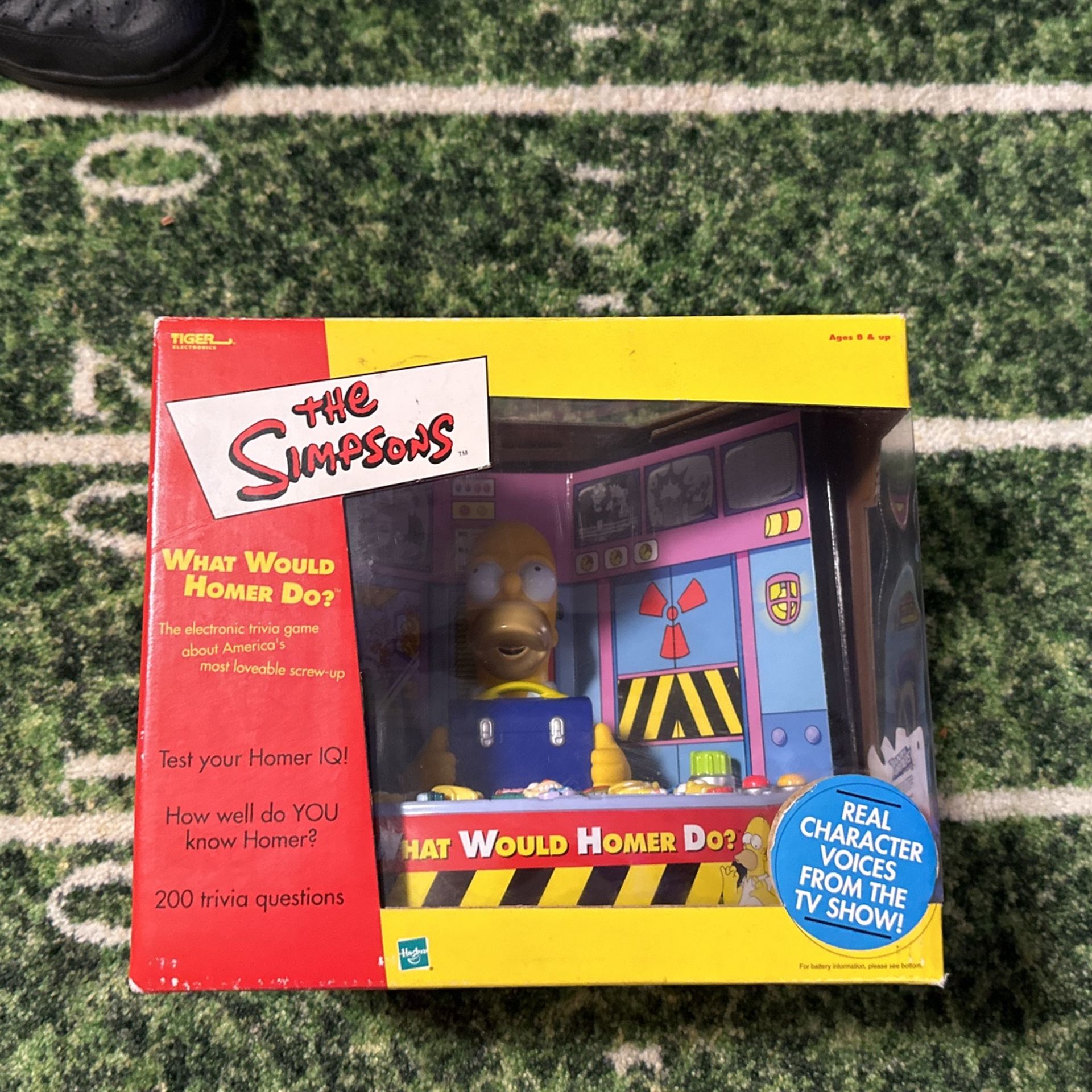 What Would Homer Do? Trivia Game? The Simpsons Hasbro!