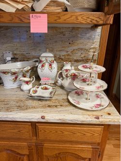 Royal Albert Old Country Roses