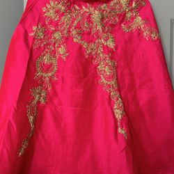 Girls Lehenga/pattu 8-9 Years