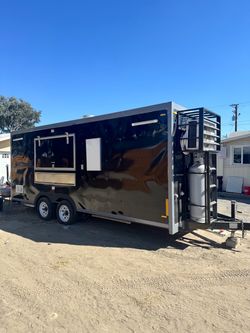 2023 20ft food trailer