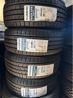 Set 225/55/17 Kumho New Free Mount And Balance Included