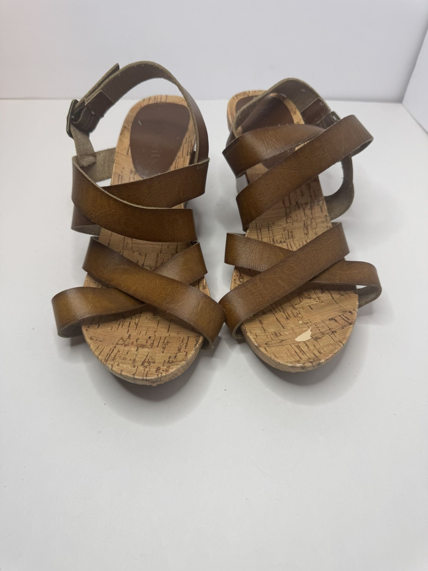 Relativity 'Re Via'Brown Strappy Wedge Sandals Size 8M