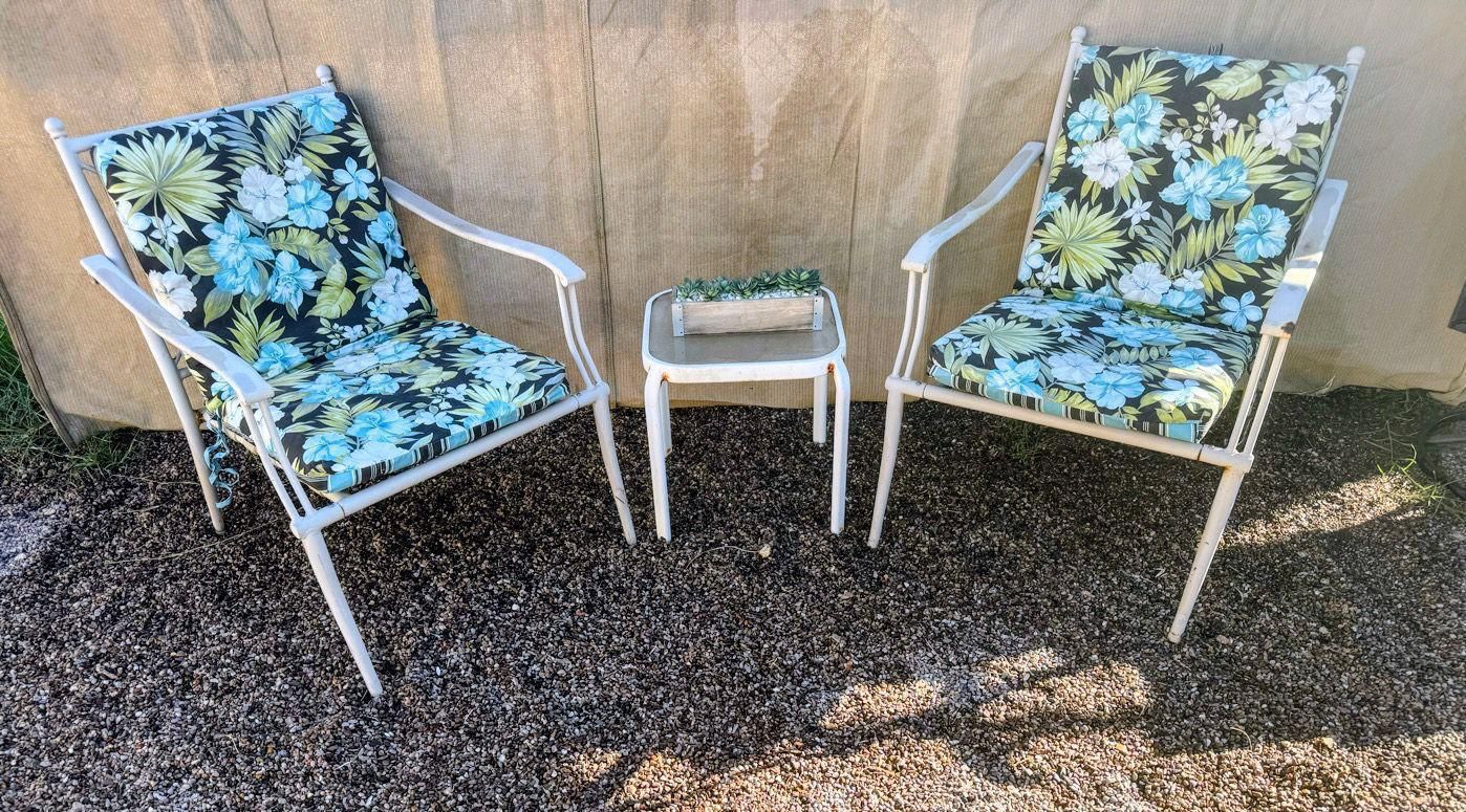 Garden or Balcony Patio Set With Cushions