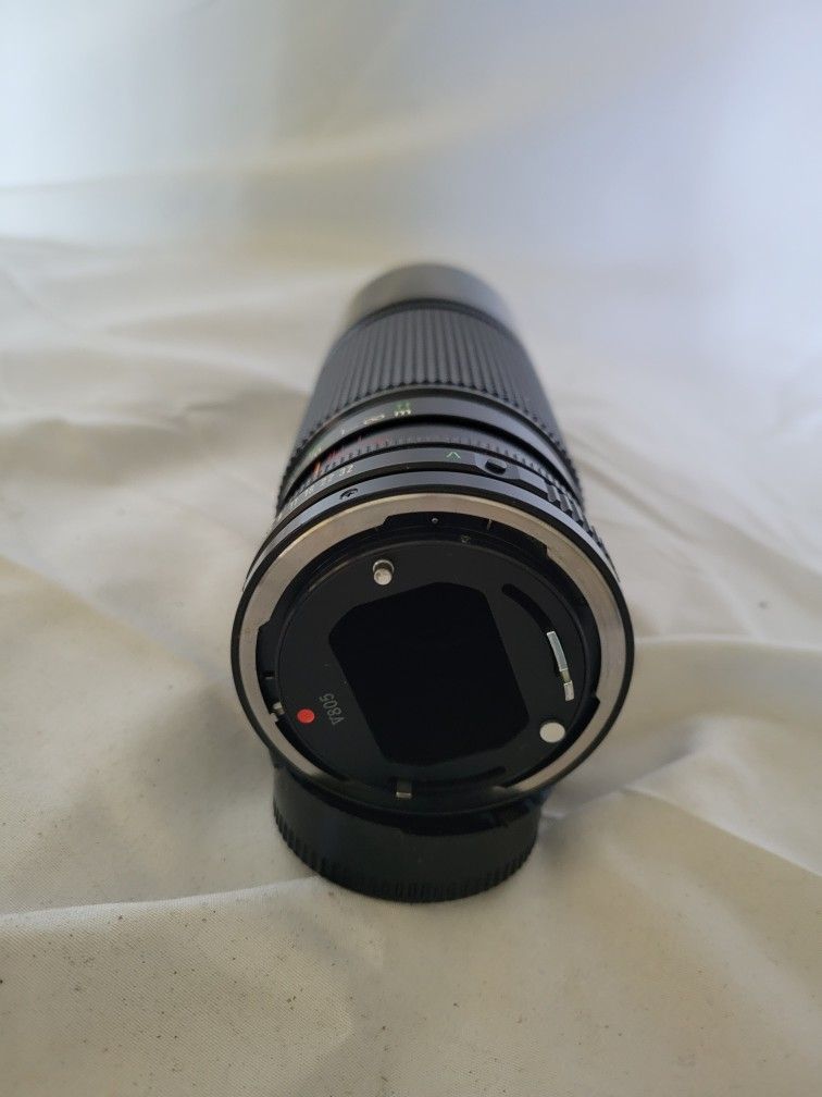 Vintage Canon FD-mount Zoom Camera Lens