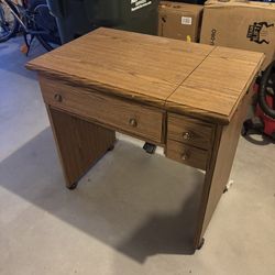 Sewing machine - Perfect condition- Vintage