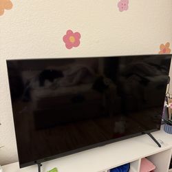 Samsung TV 43x24 inches for sale