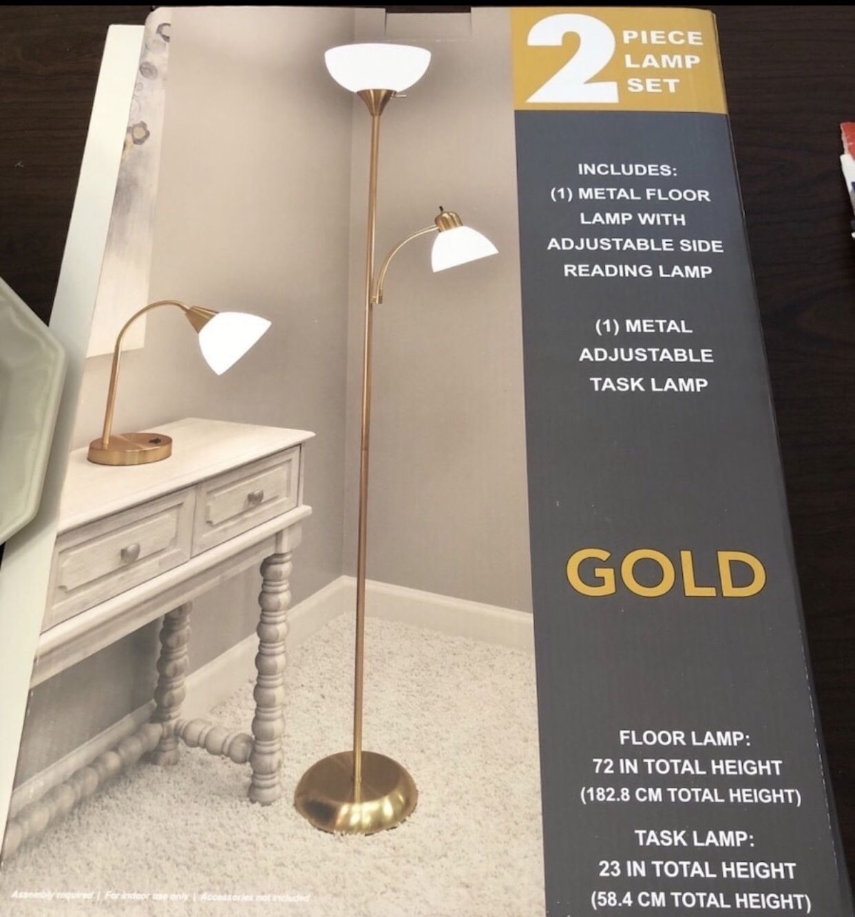 Gold 2 piece lamp set(new)