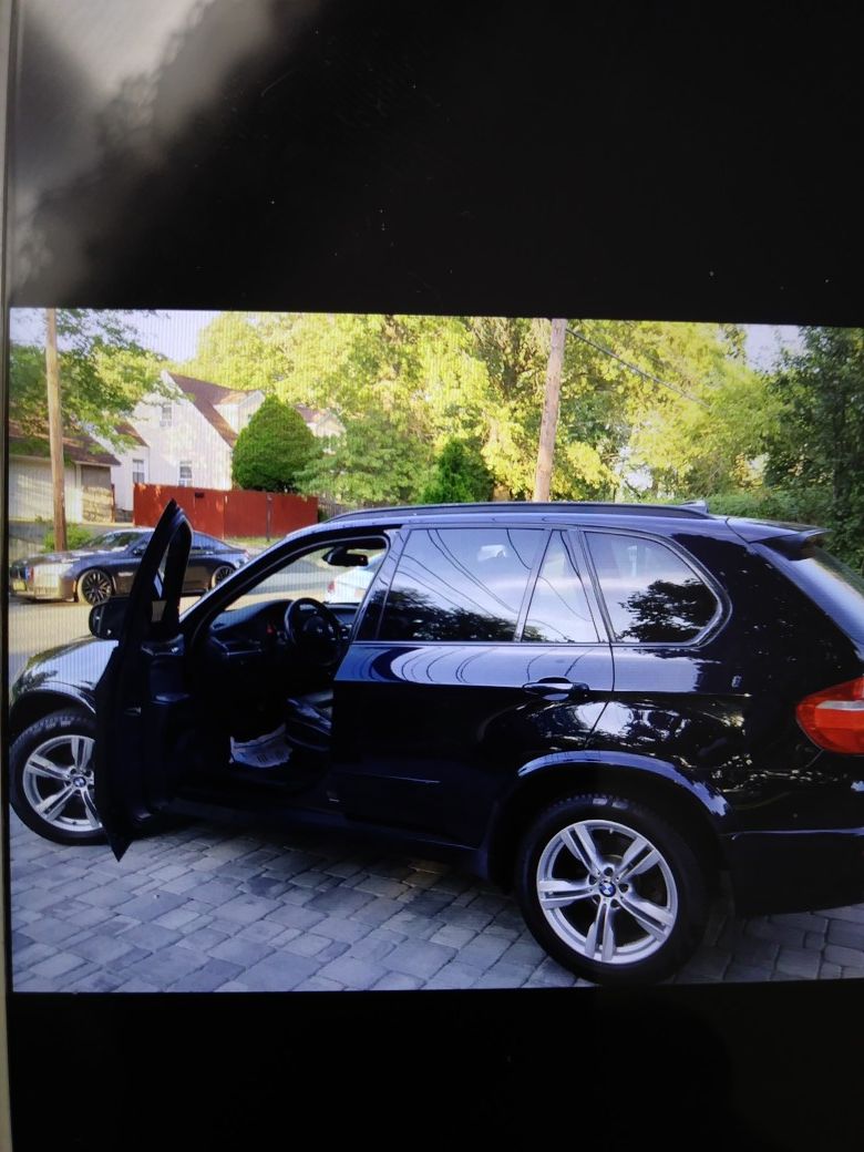 BMW. M package x5 2009