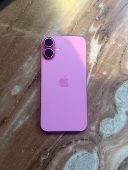 iPhone 16 Plus