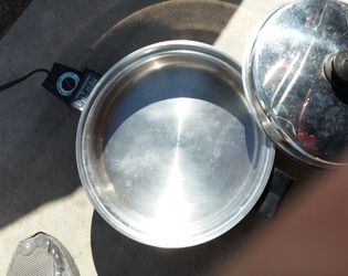 Saladmaster round electric skillet