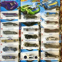 BATMAN Hot Wheels 