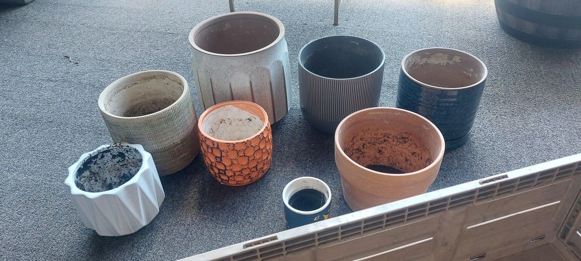 Plant Pots Various Sizes